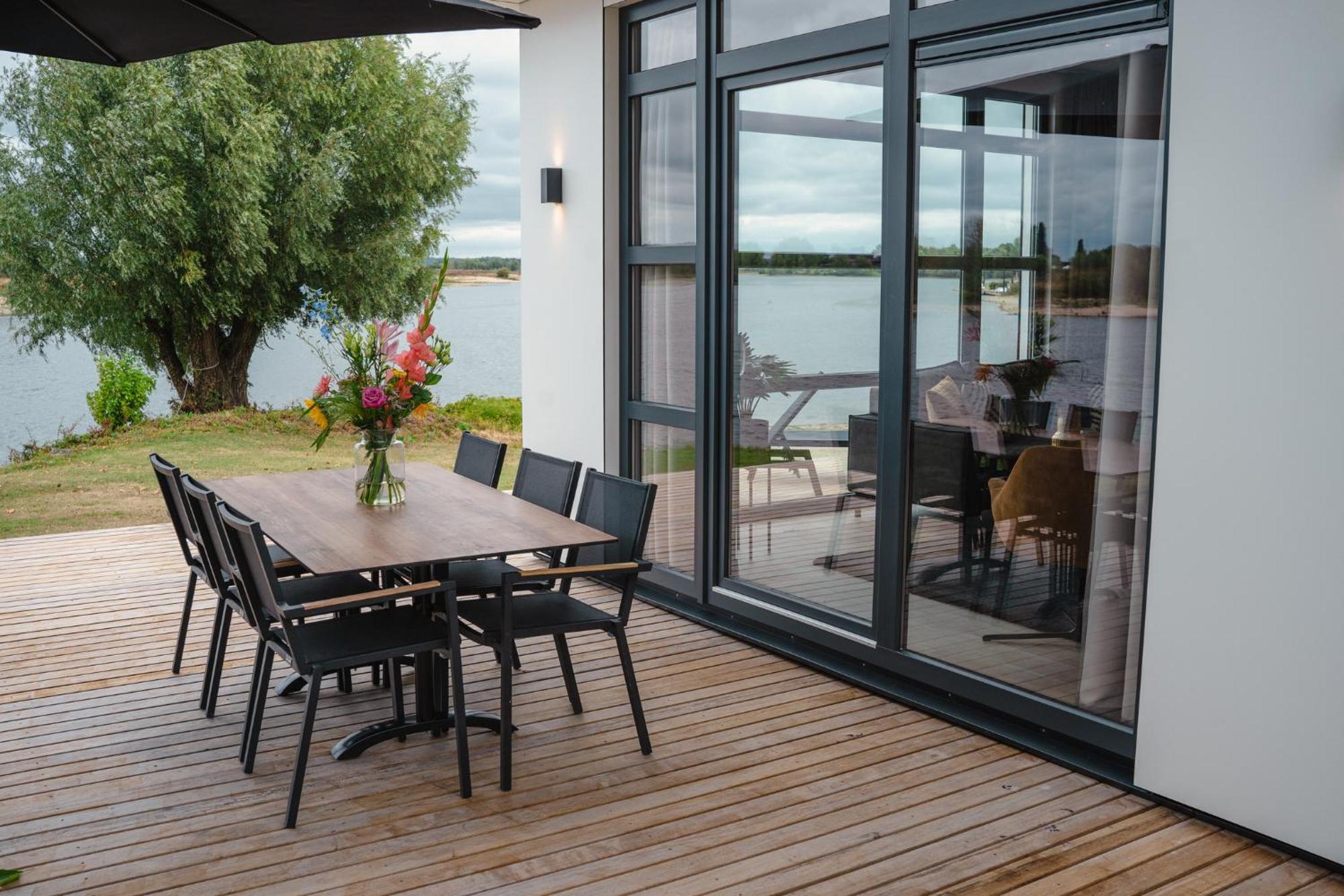 Marinapark Bad Nederrijn Hotel Maurik Exterior photo