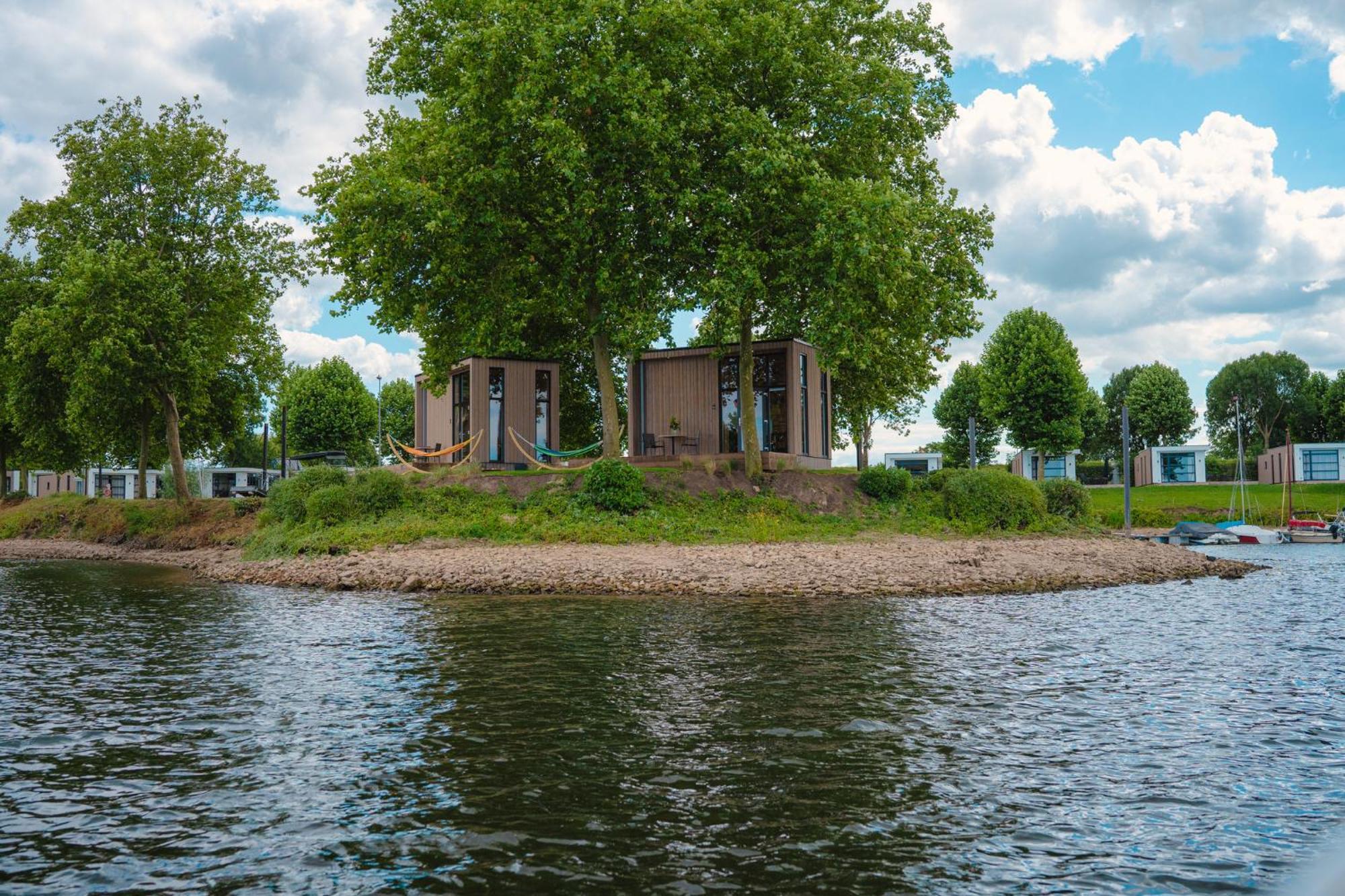 Marinapark Bad Nederrijn Hotel Maurik Exterior photo